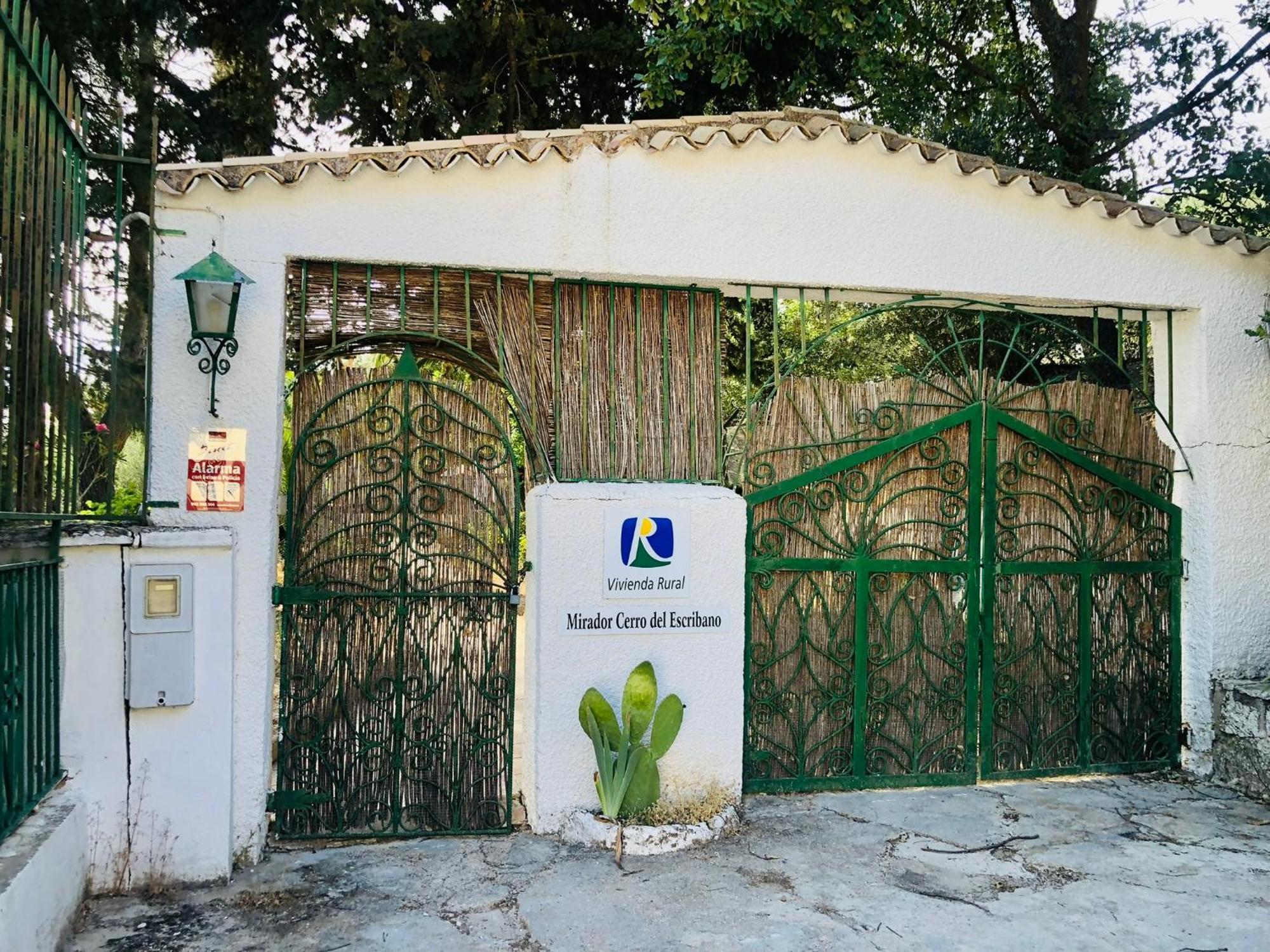 הוילה לה אירואלה Nueva Cazorla Mirador Cerro Del Escribano מראה חיצוני תמונה
